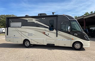 Winnebago Via Class A Diesel