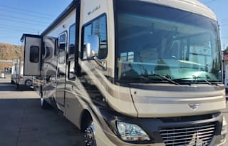 *Delivery Only* 2011 Fleetwood RV Southwind 36D