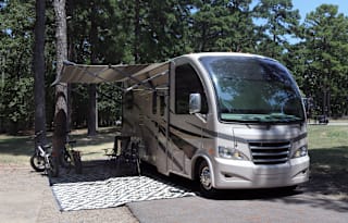 2015 Thor Motor Coach Axis 24.1
