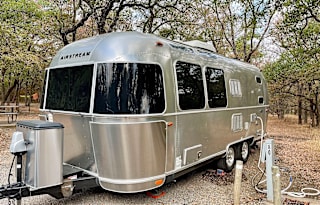 Airstream Flying Cloud 23D