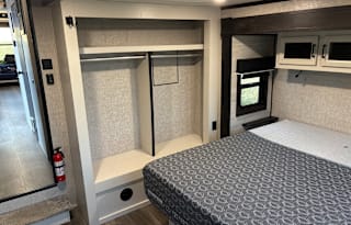 2023 Jayco Jay Flight Bungalow 40DLFT