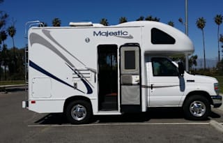 VanGo! the Family Fun to go 20 Ft park anywhere RV