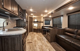 Glamping at it's best!!! New 2020 27bhs