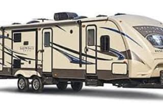 Delivery Available - 2014 Crossroads 36' Trailer