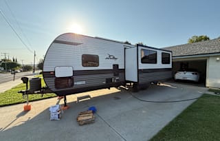 Spacious 2025 Jayco Travel Trailer!