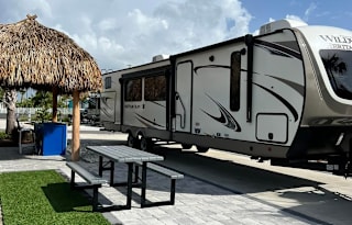 2021 Forest River RV Wildwood Heritage Glen 310BHI