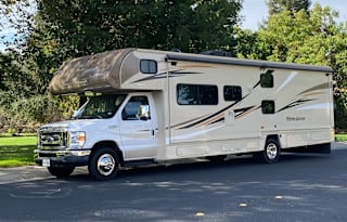 2019 Winnebago Minnie Winnie 31G