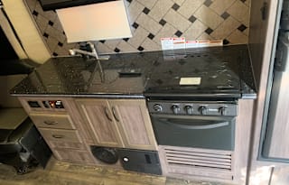 2019 Pacific Coachworks Powerlite 2514