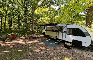 Forrest River Salem Sleeps 10 FULLY STOCKED!!