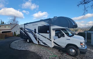 Brand New 2023 Thor Motor Coach Quantum - Sleeps up to 6
