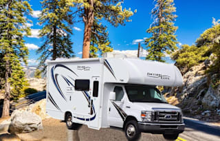 Ultimate Luxury! Easy to drive.