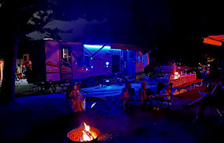 Life is better at the campsite! Pet Friendly