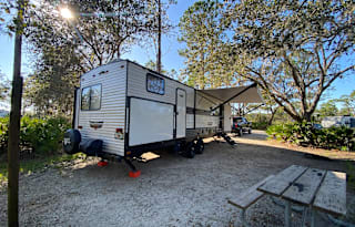 Reba-Family camper with BUNKHOUSE and WIFI
