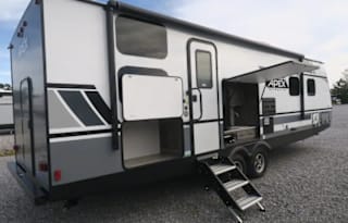 2021 Coachman Apex
