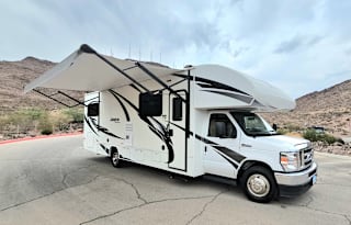 Stylish Jayco Redhawk 31F w/ BUNKHOUSE