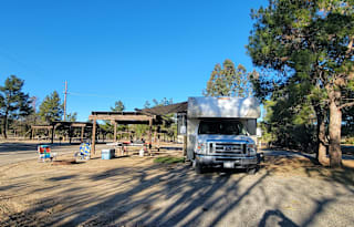 ***THE MOOSE*** '17 Coachmen SLEEPS 10!!!