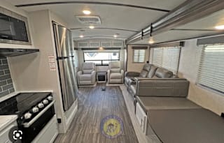 Condo on wheels/2021 Keystone RV Bullet 291RLS