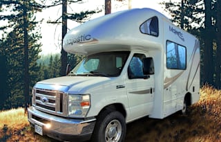 Thor Majestic 19G: Compact w/ Flex Miles