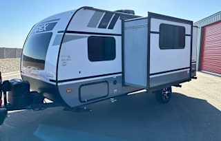 Coachmen RV Apex Nano 194BHS Off-Grid
