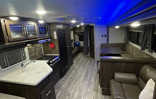 2018 Forest River RV Cherokee Grey Wolf 27DBS