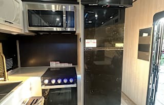 2025 Genesis Supreme Vortex V2715FSXL