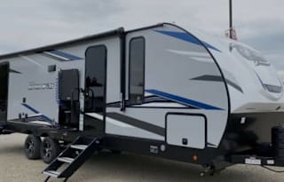 2021 Forest River RV Cherokee Alpha Wolf 26DBH-L