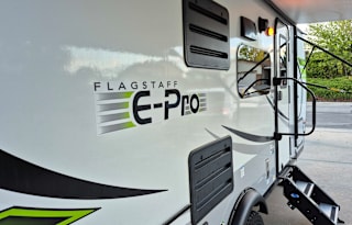 Eppinga's pet friendly offroad hotel on wheels.