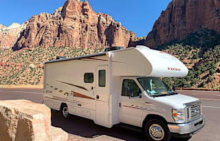 2019 Winnebago Outlook 25J (Maggie)