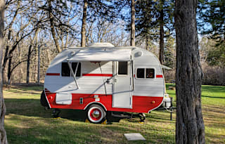Escape the ordinary in the "Little Red Campette"