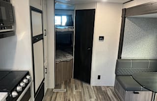 2022 Open Range RV Open Range RV 335BHS