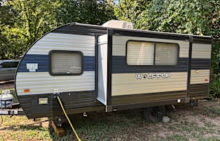 Hotel on Wheels! !! 2022 Forest RV  Wolf Pup 17JG