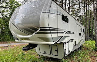 Kenny and Kelly’s RV