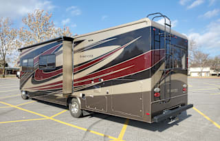 Hotel on Wheels -2017 Forest River RV Forester