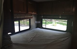 2018 Coachmen RV Leprechaun 210QB Ford 350