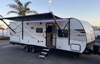 Brand New 2025 Bunked RV w/Solar Sleeps 10