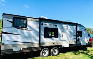 2018 Forest River RV Wildwood X-Lite 261BHXL