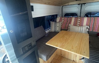 2021 Dodge RAM Promaster 2500 - Yellow