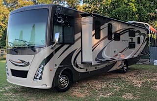 2018 Thor Motor Coach Windsport 34J