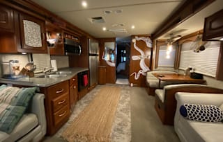 The Perfect Motorhome Rental Awaits You!