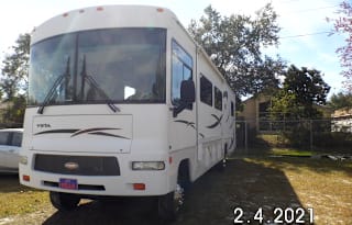 2008 Winnebago Vista 33T