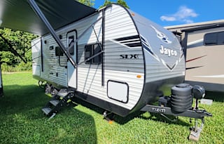 Hocking Hills RV 5.0 w/ slide out