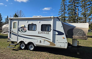 Fun Finders Budget-n-Pet Friendly Camper Rental