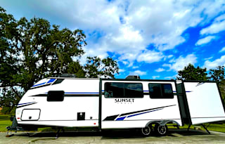 R3NTY RV
