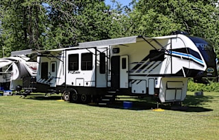2022 Keystone Fuzion 419