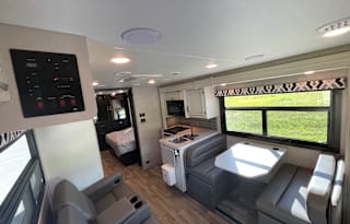 LOWEST PRICE $149 - Discover Our Luxury RV Rentals