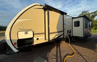 2018 Coachmen Forest River Gaal1685