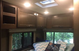 2021 Thor Motor Coach Freedom Elite 22FE