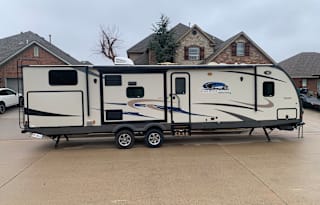 2015 Coachmen Freedom Express 320BHDS