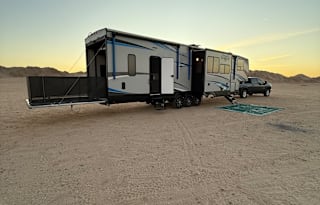Forest River trailer, spacious 2 bathrooms