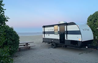 ***Brand New**Wolf Den Light Weight Travel Trailer